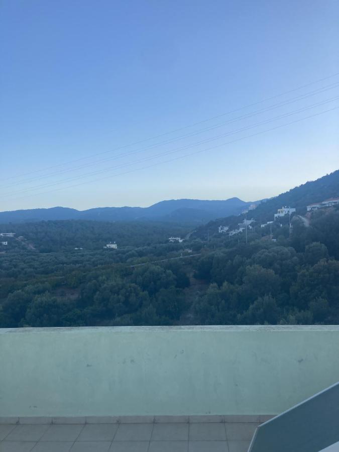 Mirabello Villa *