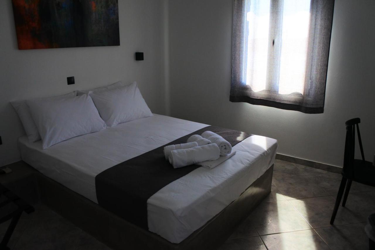 Petteo Serifos Apartment Livadakia