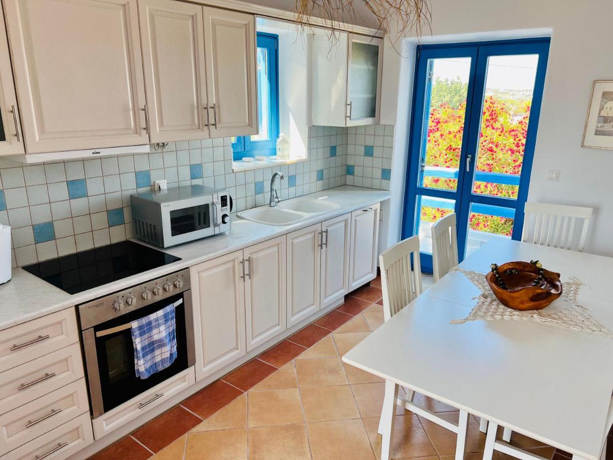 Paros Home