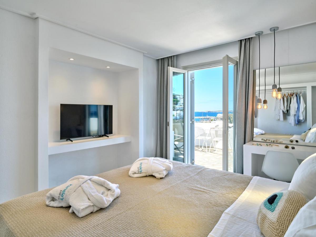 Kanale's & Hotel Naousa (Paros)