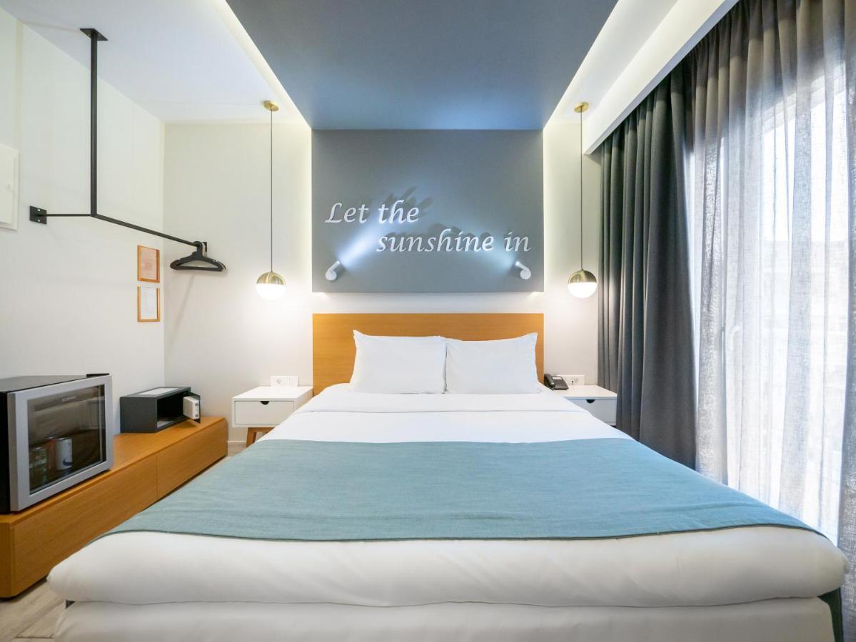 Golden Star Hotel