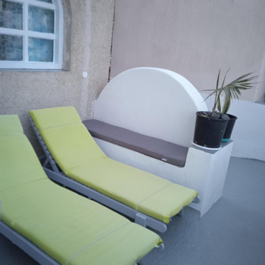 The Aparthotel Perissa (Santorini)