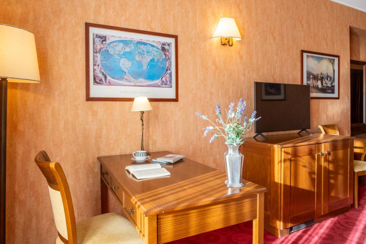 Likoria Hotel