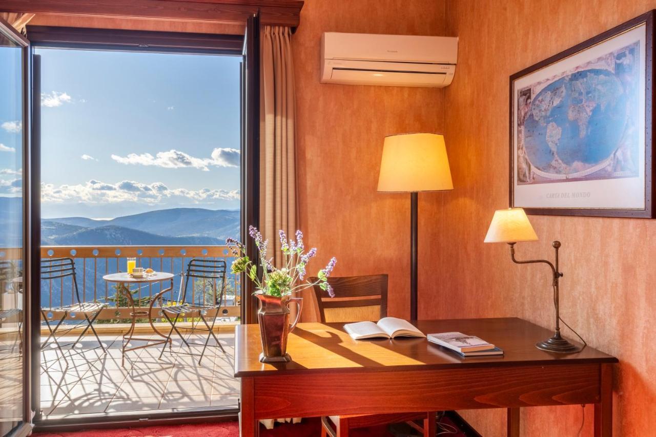 Likoria Hotel 4*