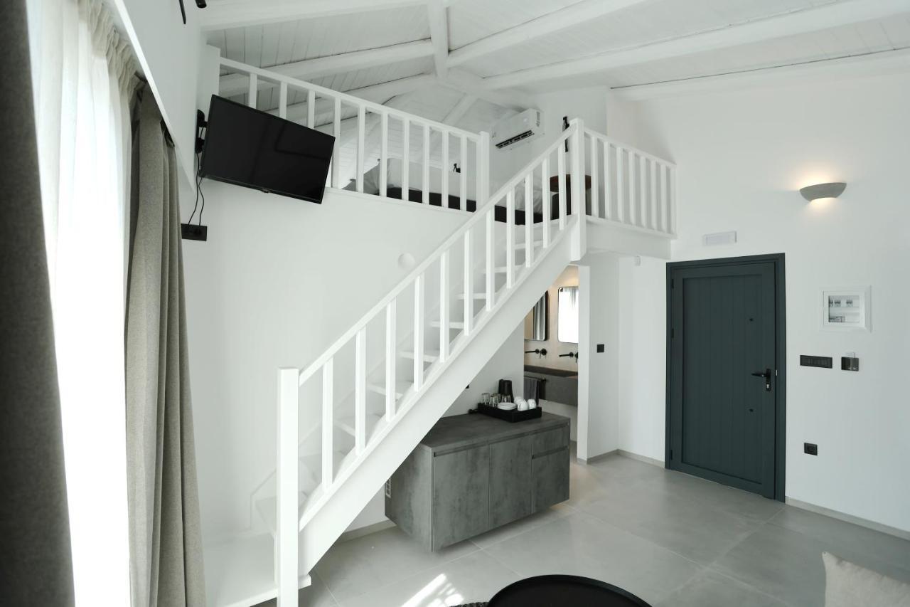 Yianna Hotel