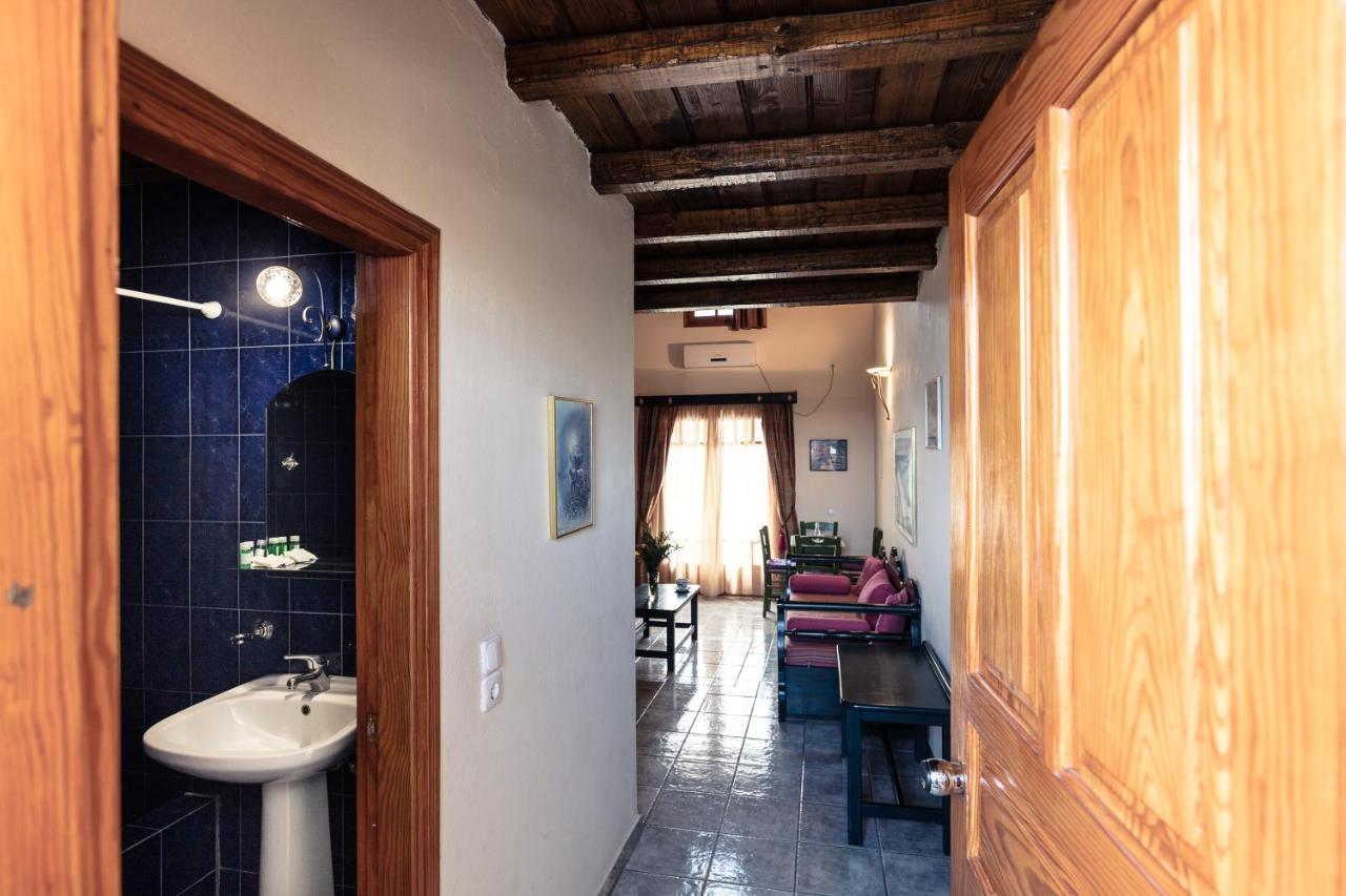 Yianna Hotel