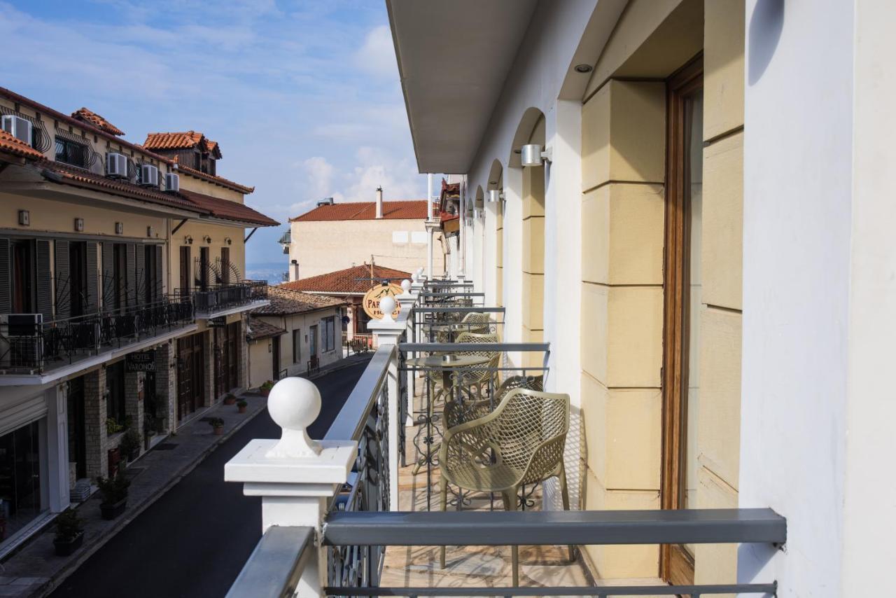 Parnassos Hotel 3*