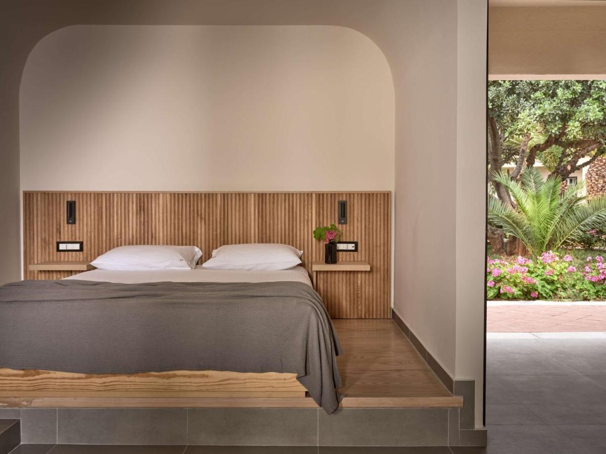 Hotel Palm & Elounda (Crete)