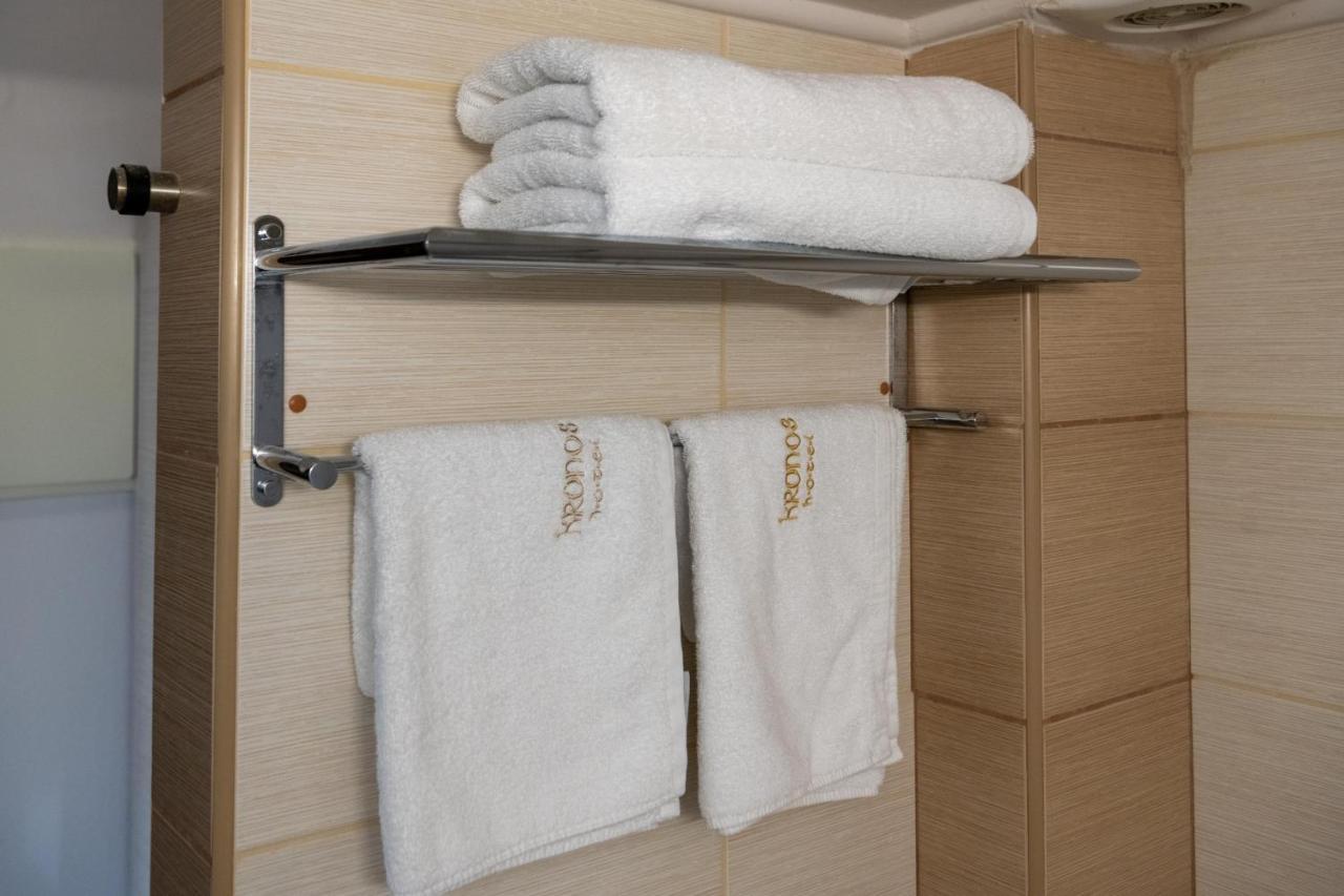Kronos Hotel 2*
