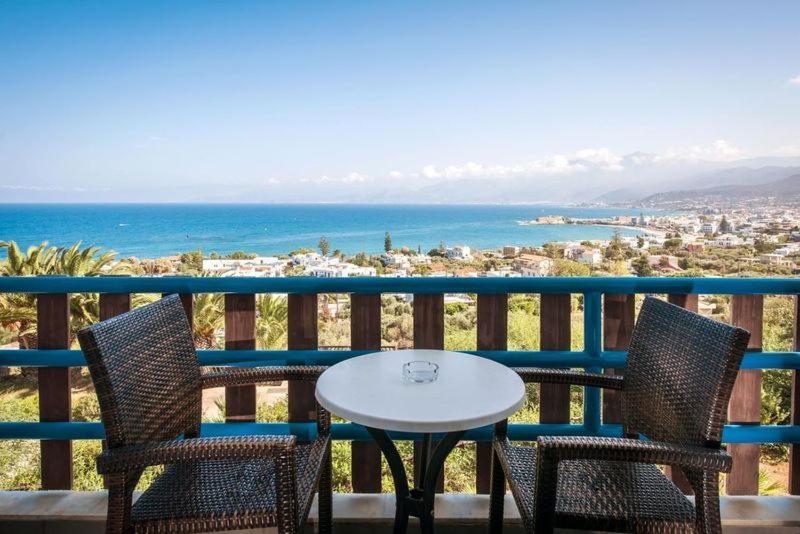 Village & 4* Hersonissos (Crete)