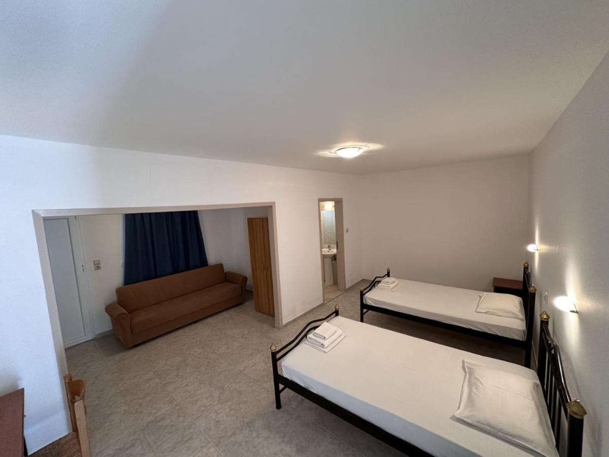 Aparthotel Sfinias 2*