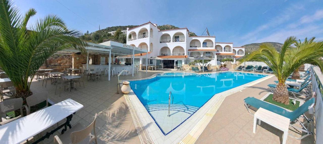 Aparthotel Aretousa 2*