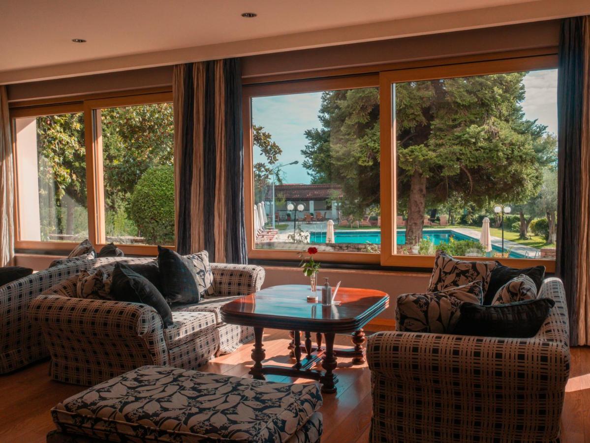 Divani Meteora Hotel 4*