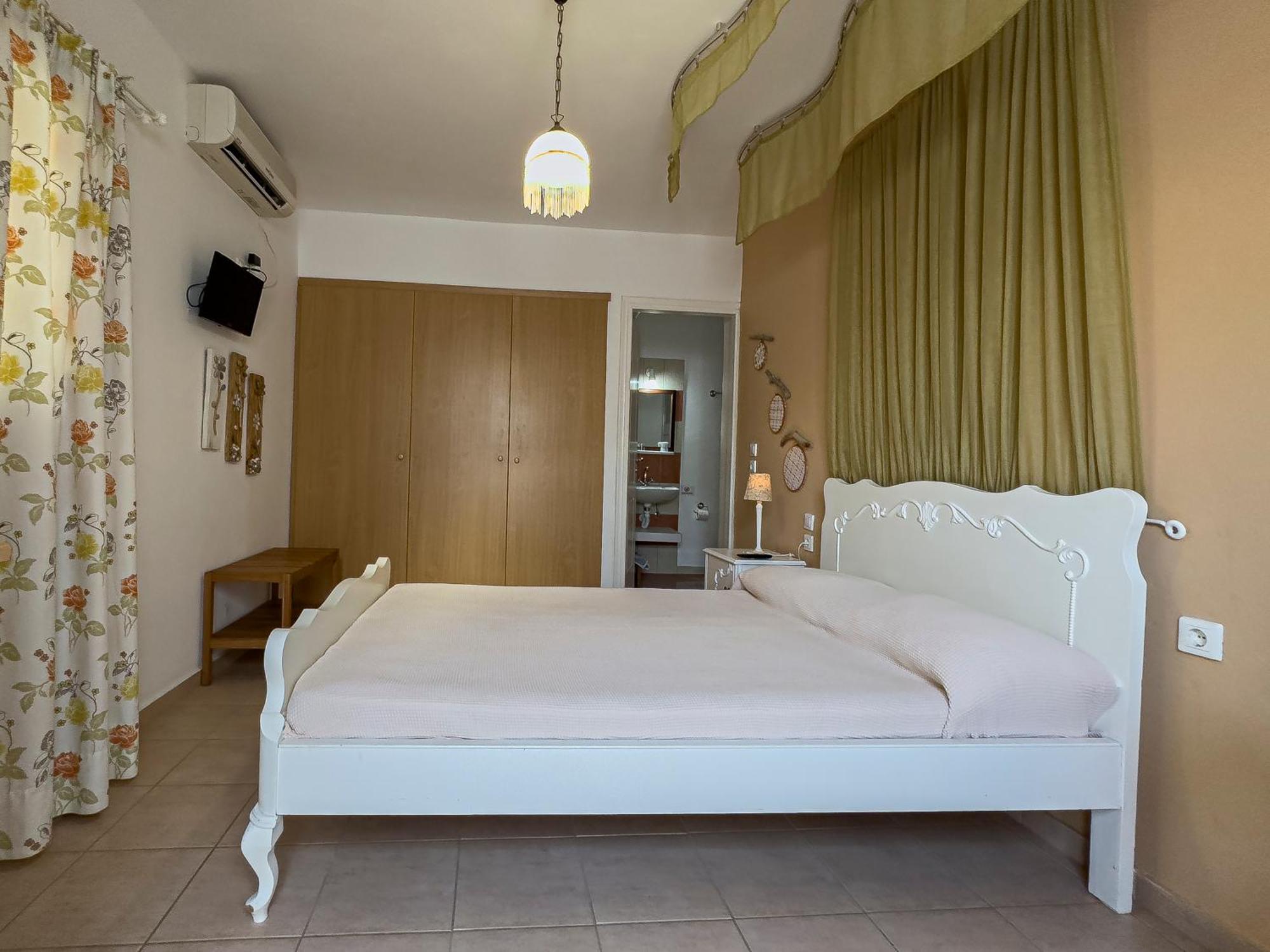 Apartment Niriides