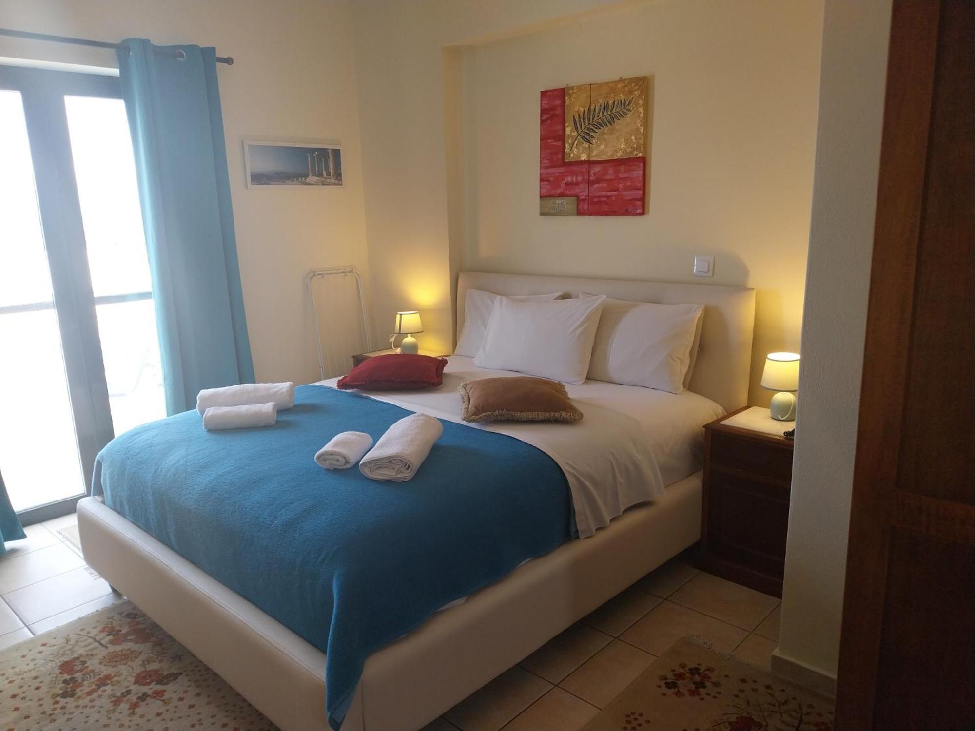 Ela Mesa Aparthotel 4*