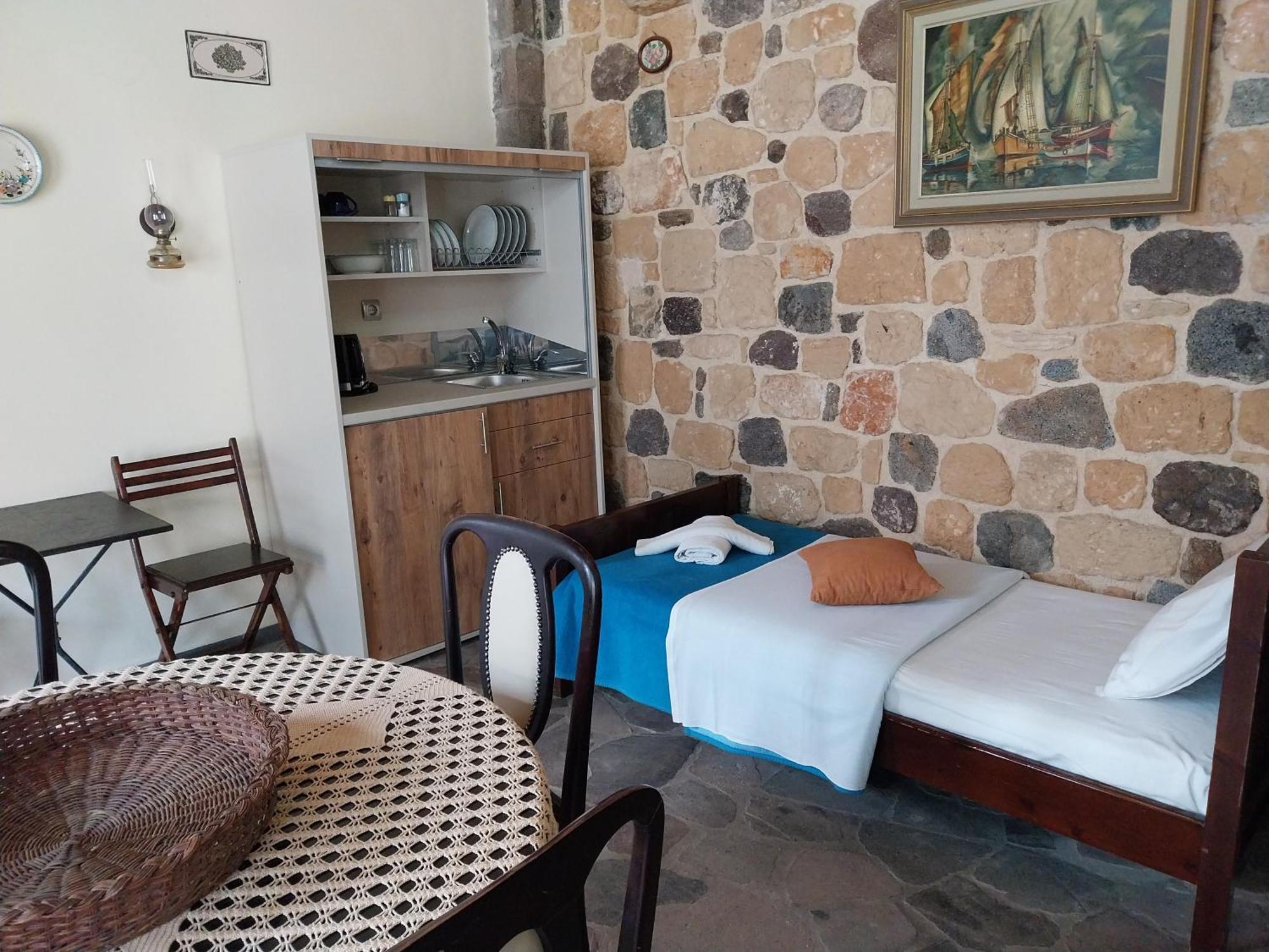 Aparthotel Ela Mesa Souvala