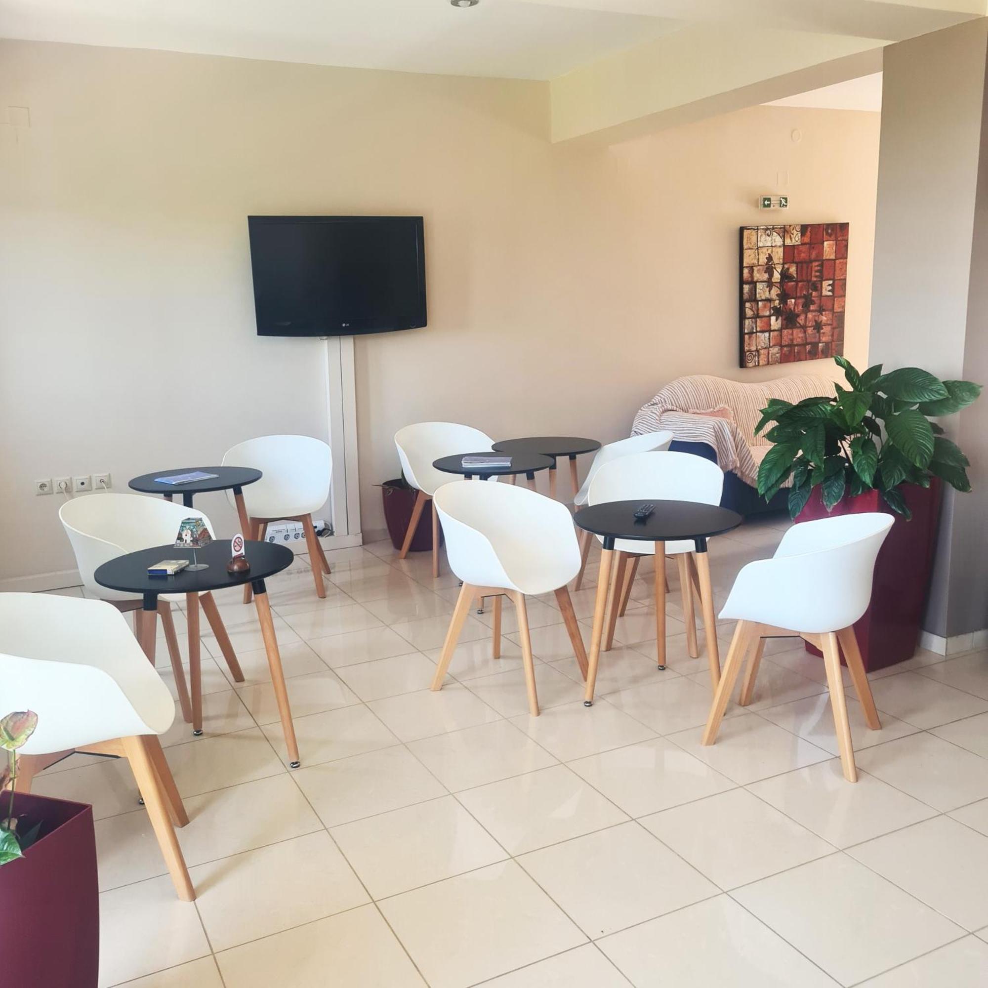 Aparthotel Manto 2*