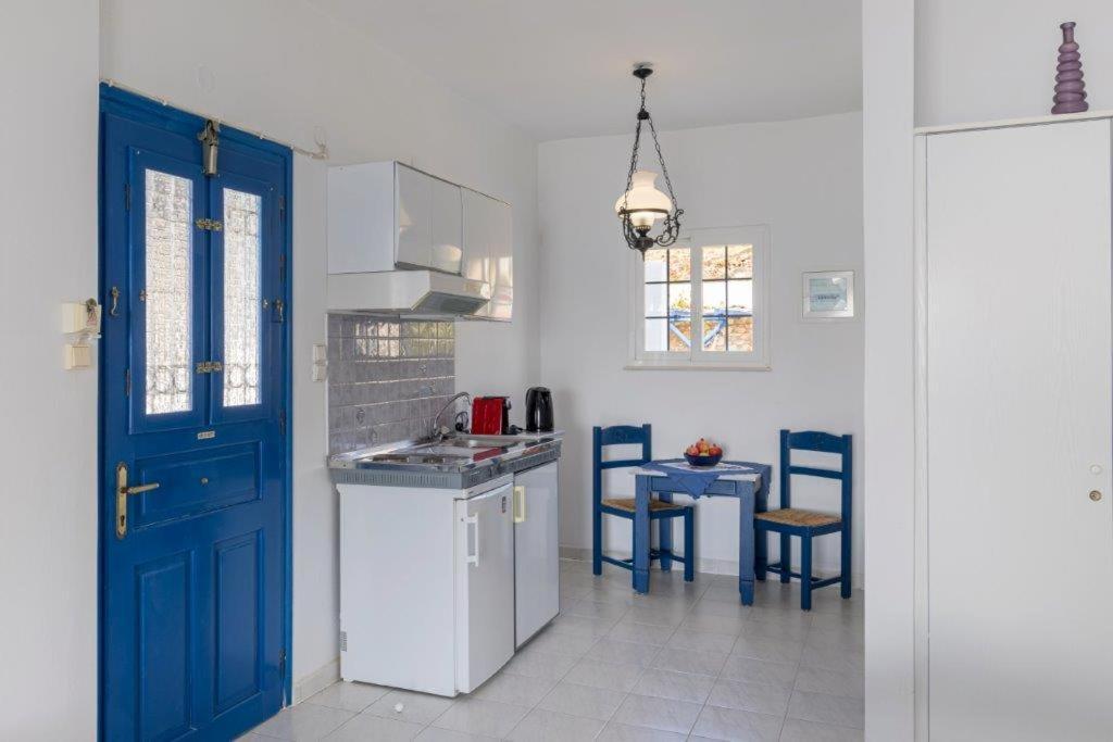Sea View * Finikas (Syros)