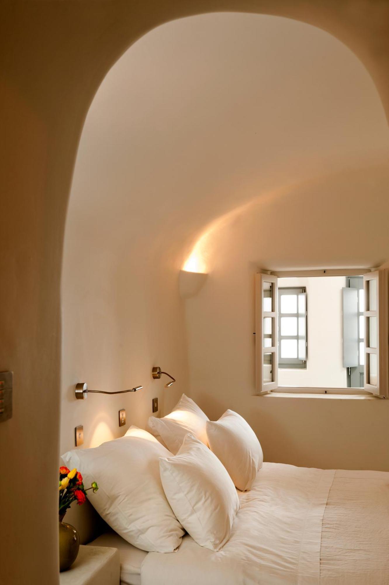Kapari Natural 5* Imerovigli (Santorini)