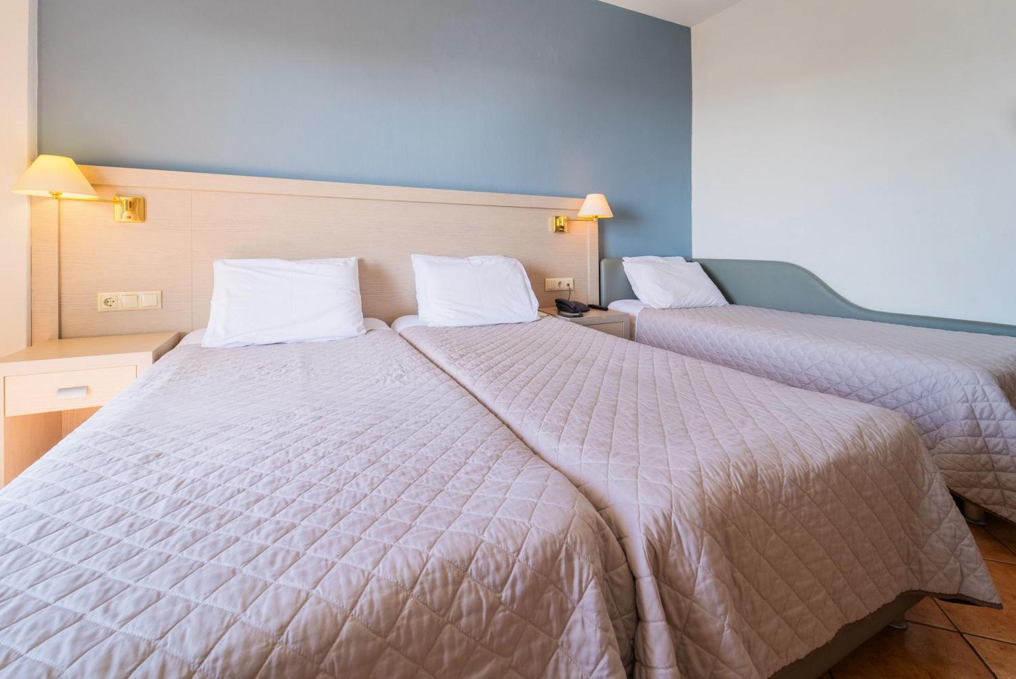 Oceanis Hotel 3*