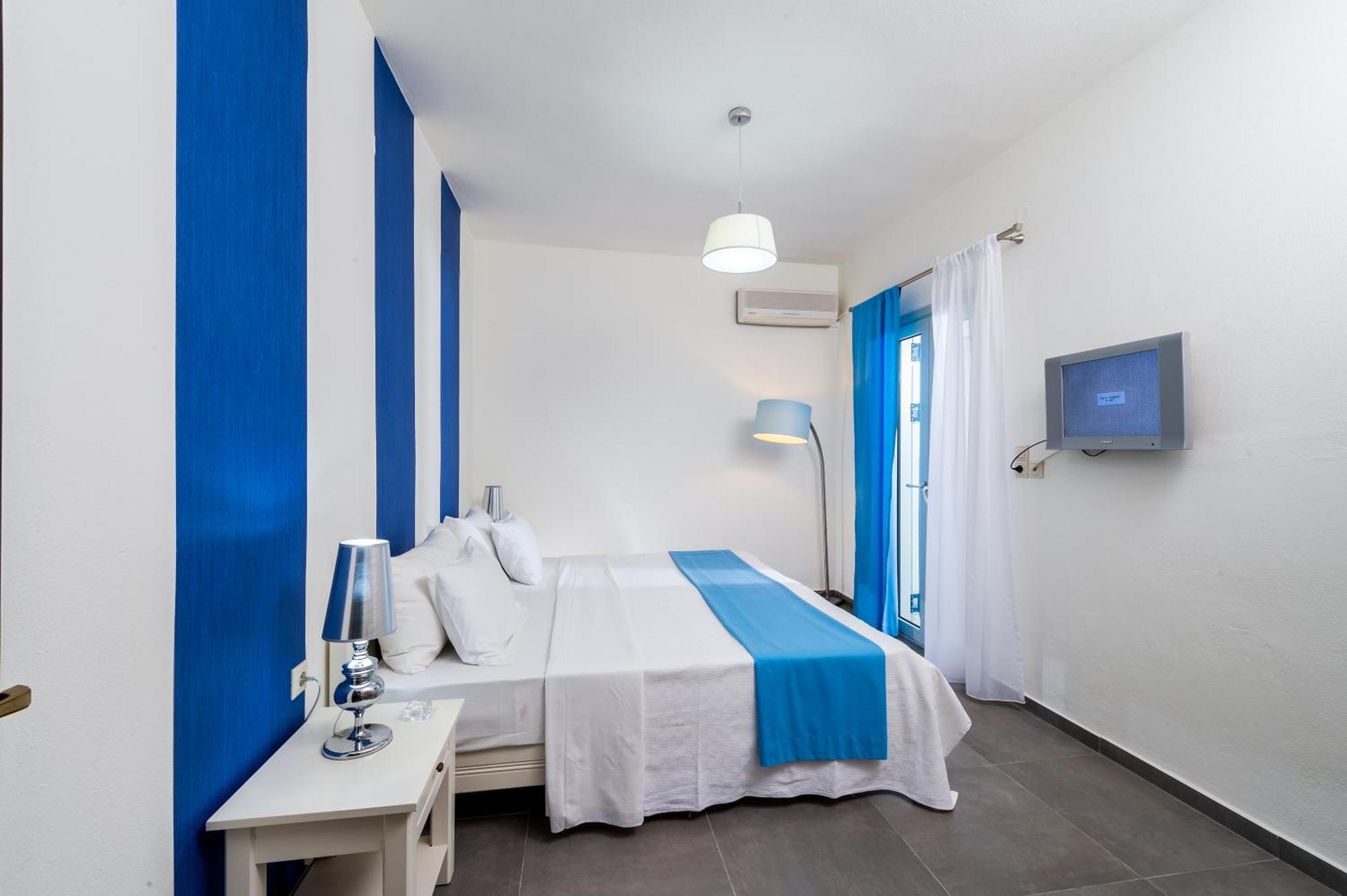 Angela Aparthotel