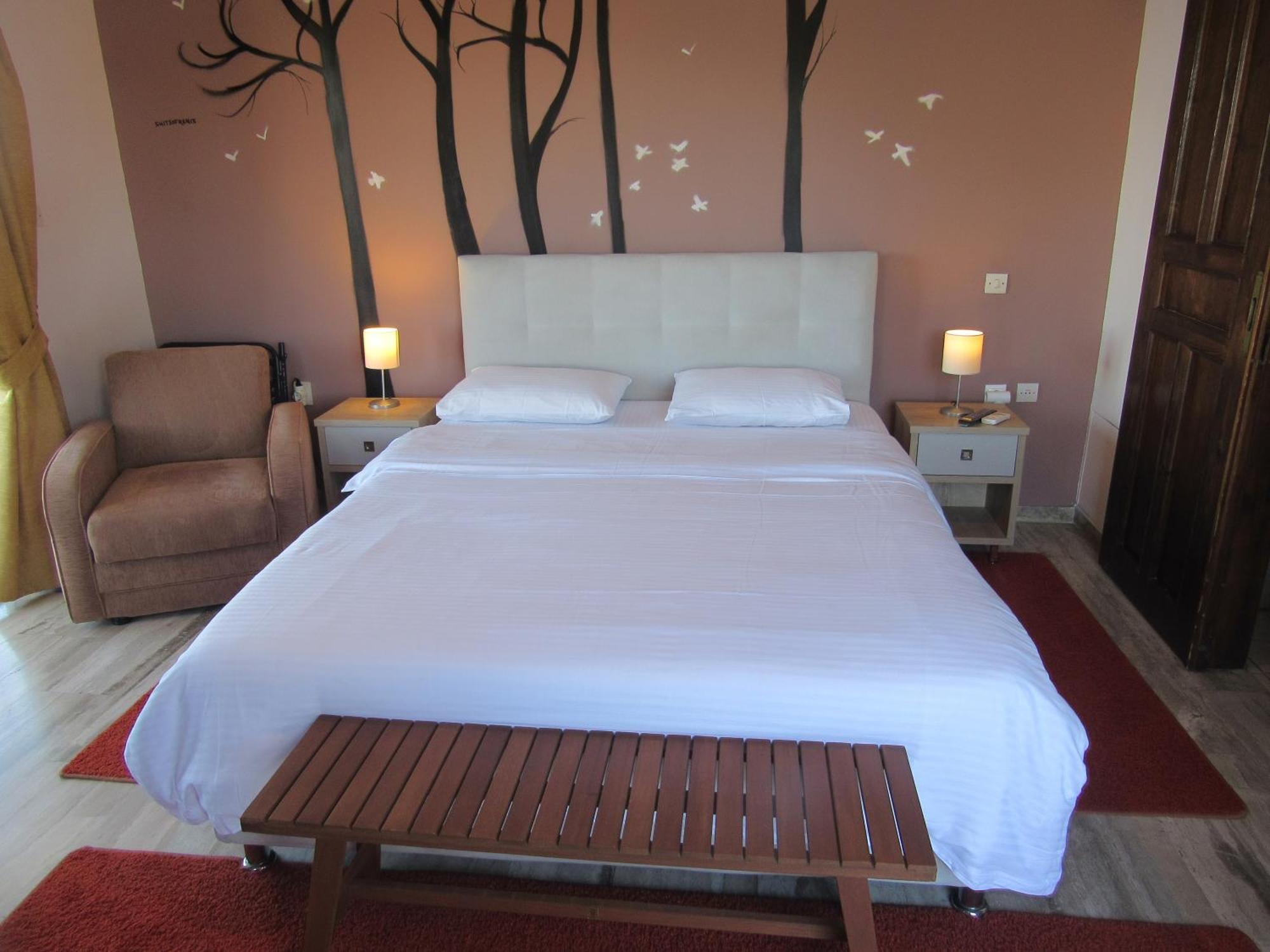 Kallisto Aparthotel 2*