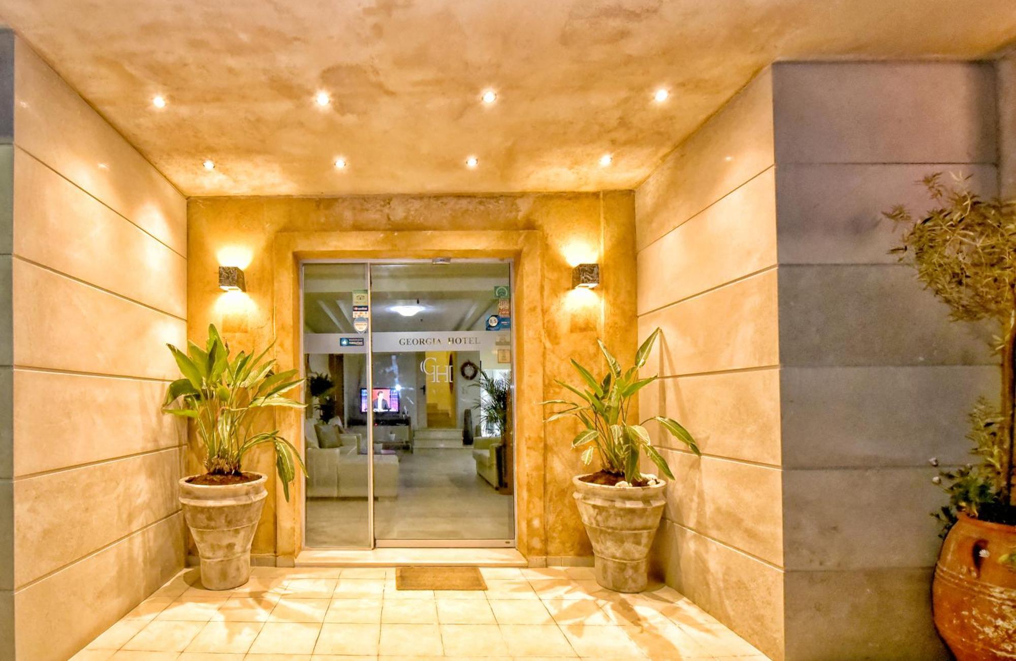 Hotel Georgia's Garden By Omilos 3*