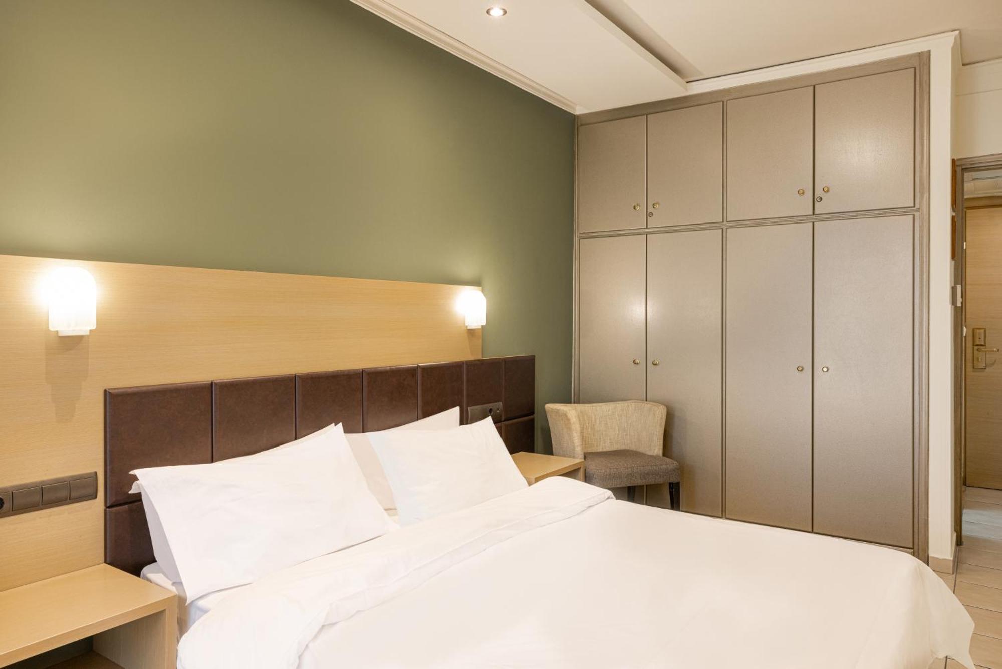 Hotel Aeolis