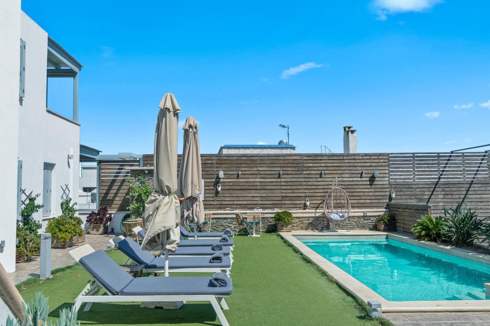 Anemomiloi Hotel Andros Town