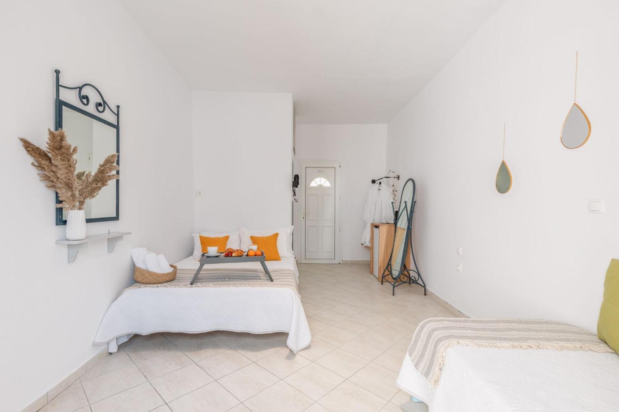 Dibellee Mykonos Studios 3* Glastros (Mykonos)