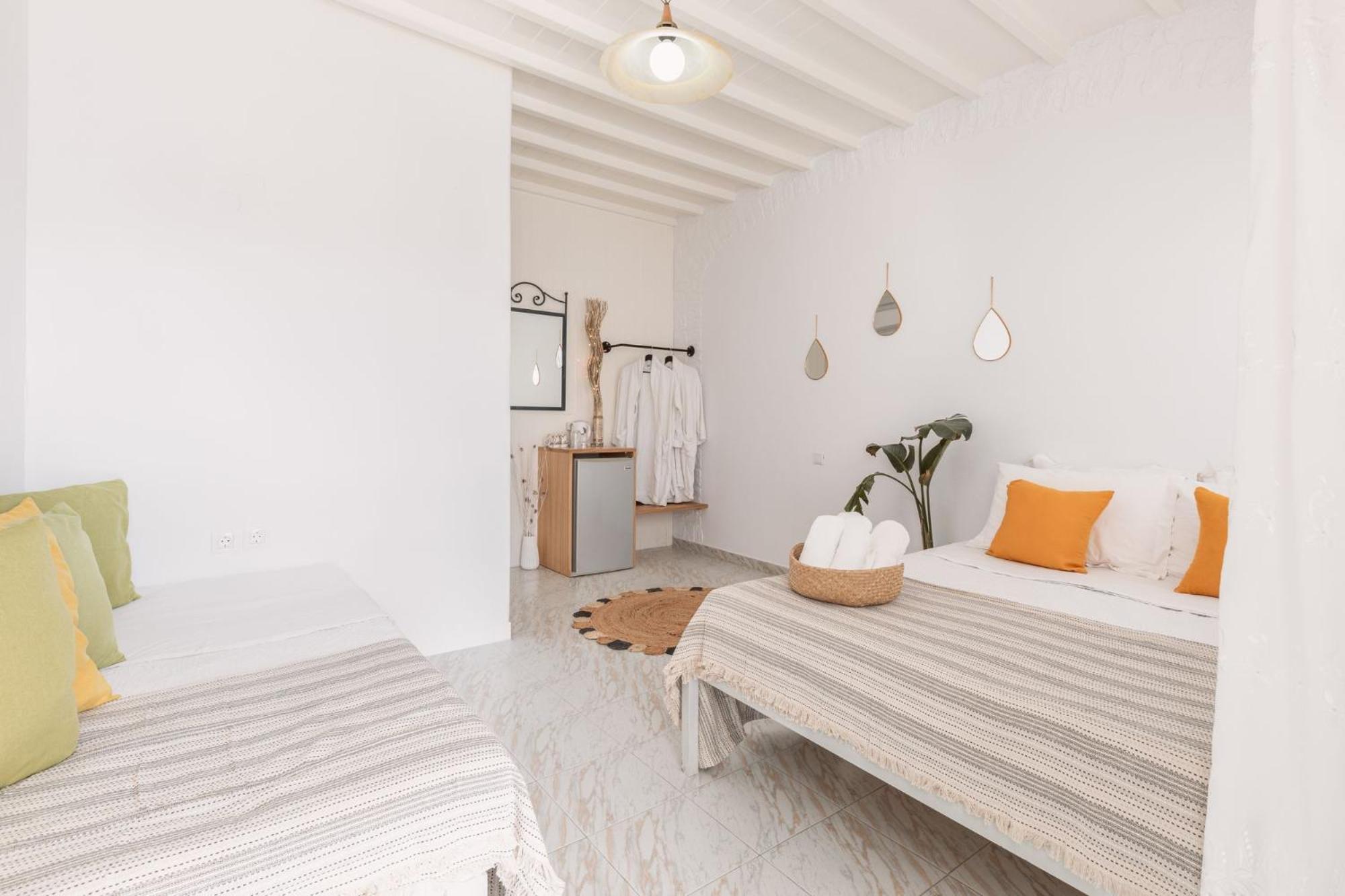 Aparthotel Dibellee Mykonos Studios 3*