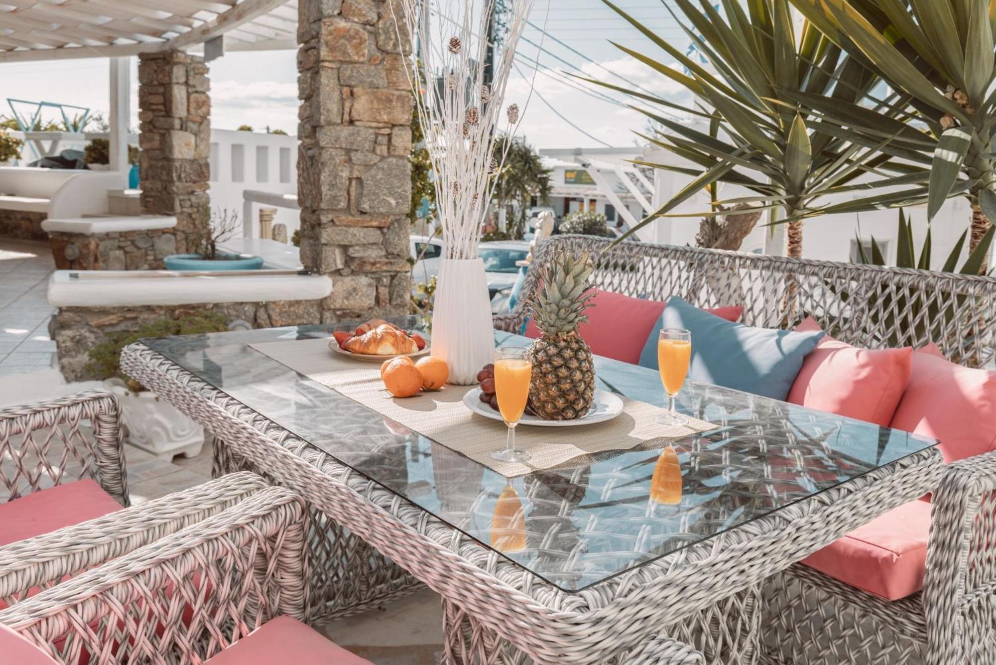 Aparthotel Dibellee Mykonos Studios 3*