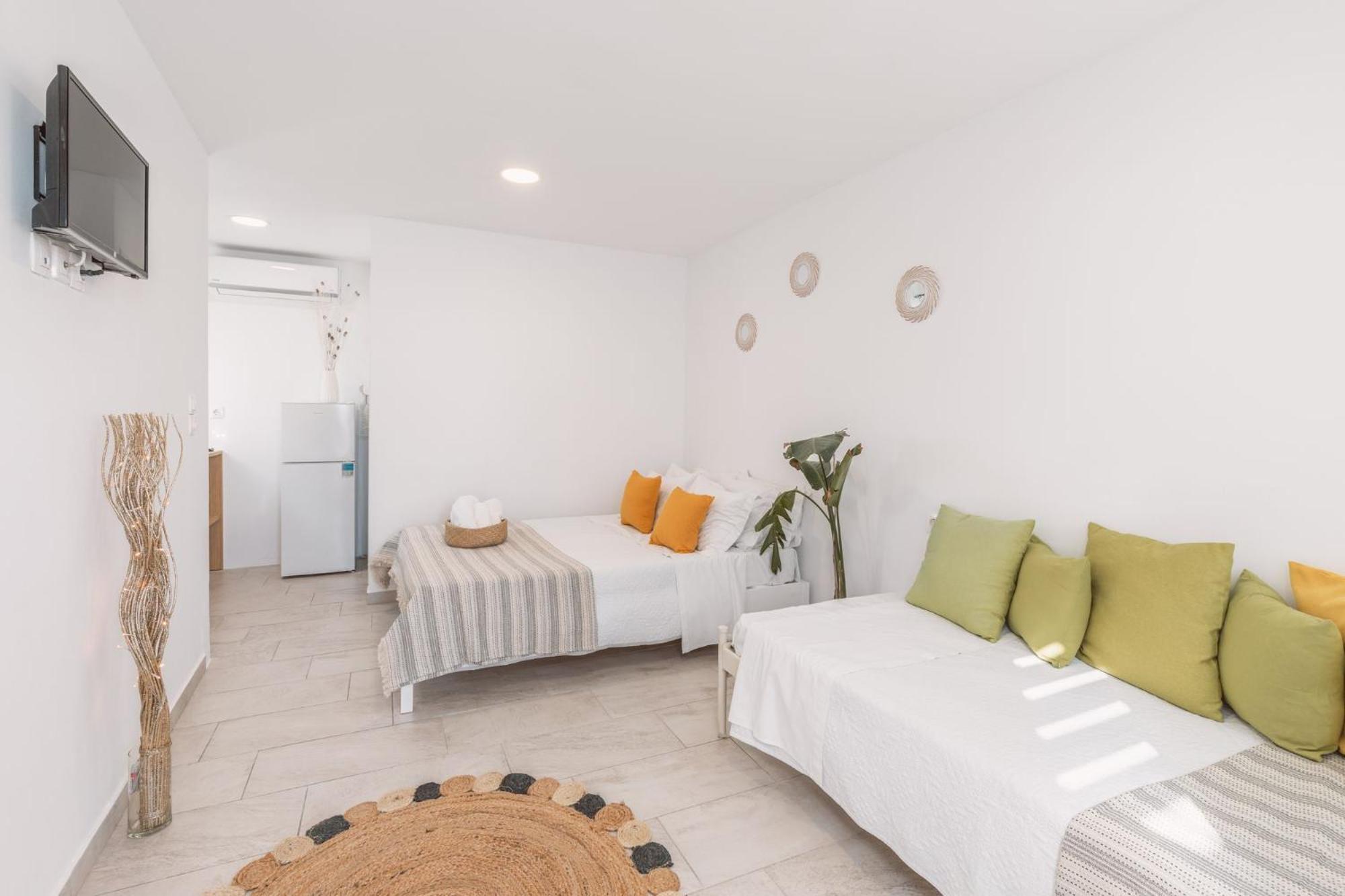 Dibellee Mykonos Studios Aparthotel 3*