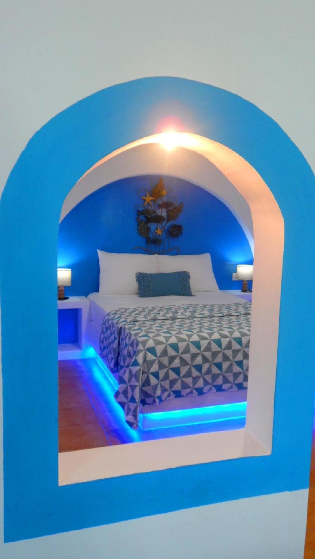 Papafotis & 3* Alinda (Leros)