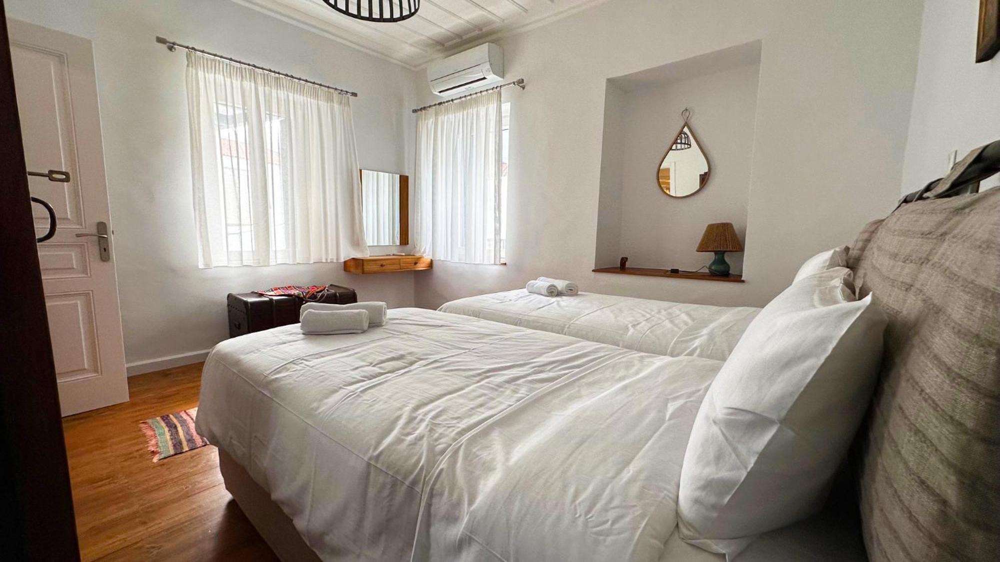 Apartment Andy Port House With Seaview By Goutos Properties