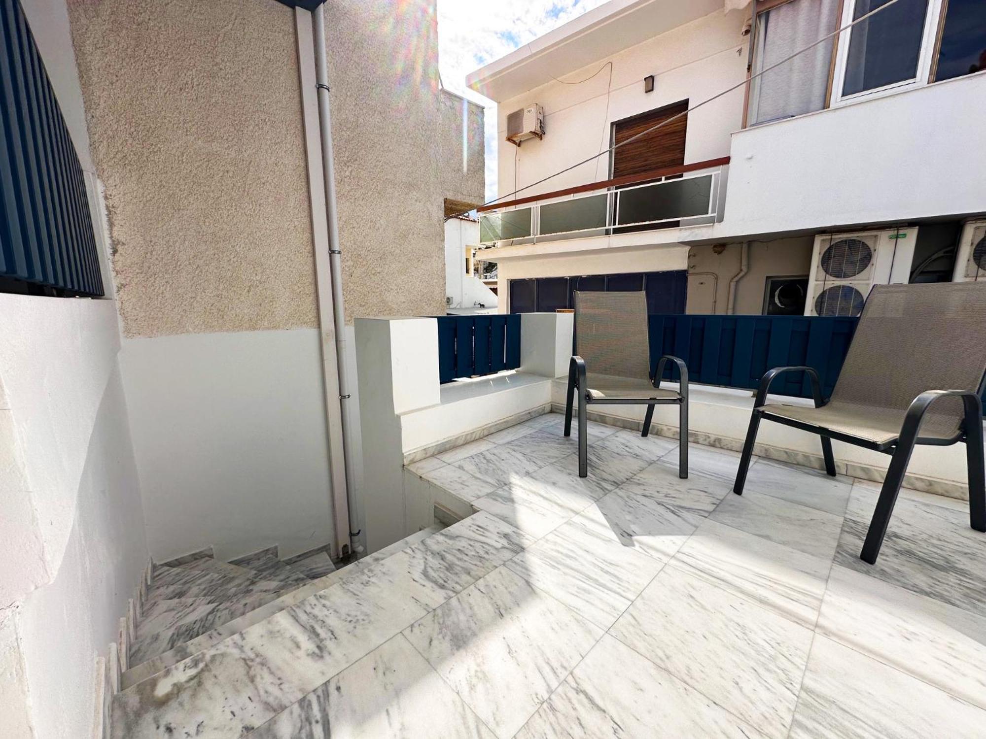 Apartment Andy Port House With Seaview By Goutos Properties