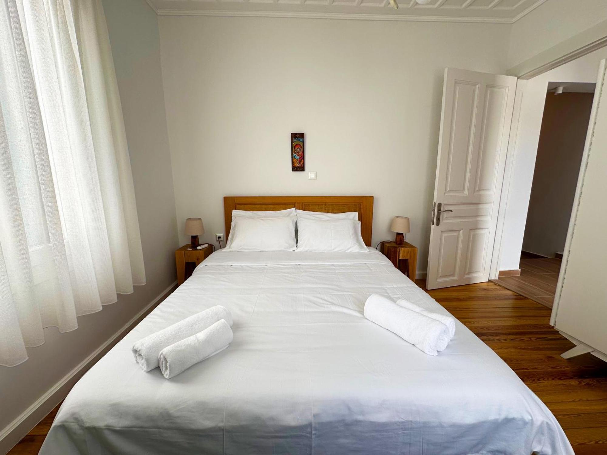 Apartment Andy Port House With Seaview By Goutos Properties *