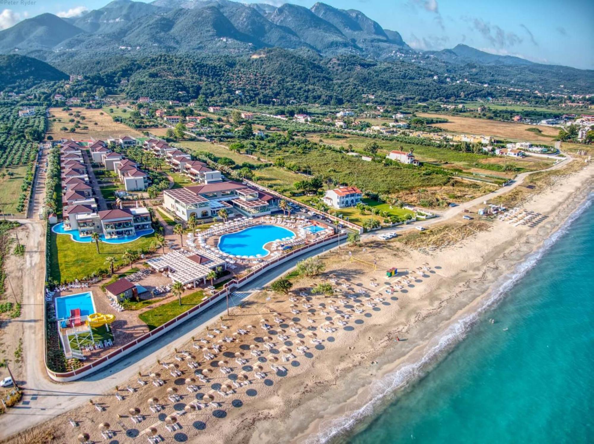 Almyros Hotel