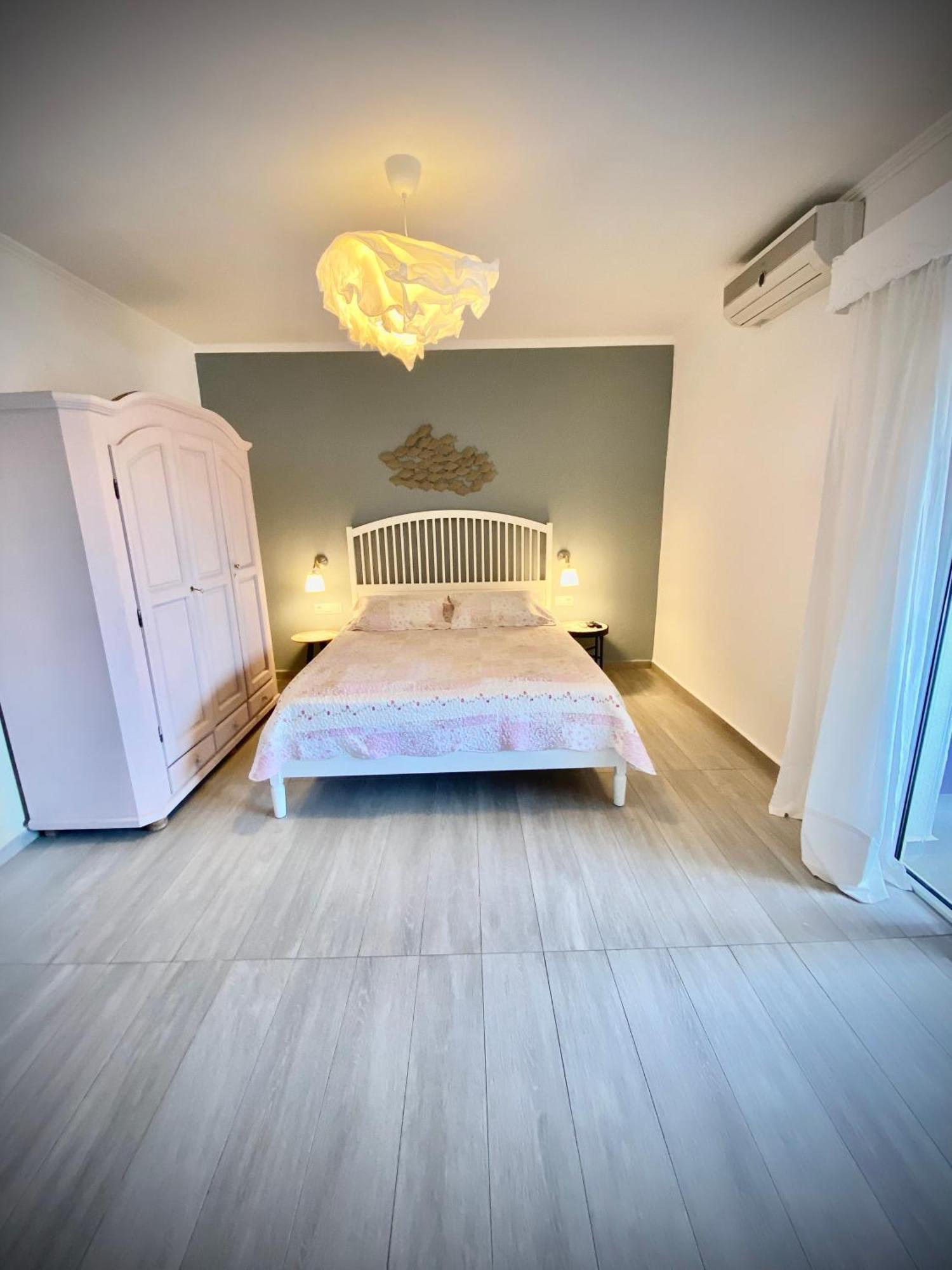 Apartment T H E Berlin And *