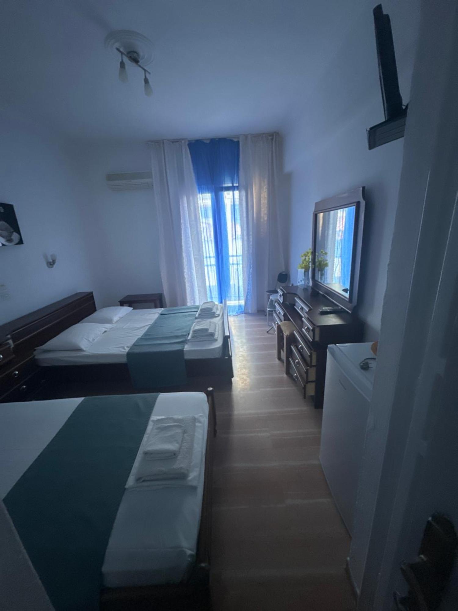 Pansion Angela Skiathos Town