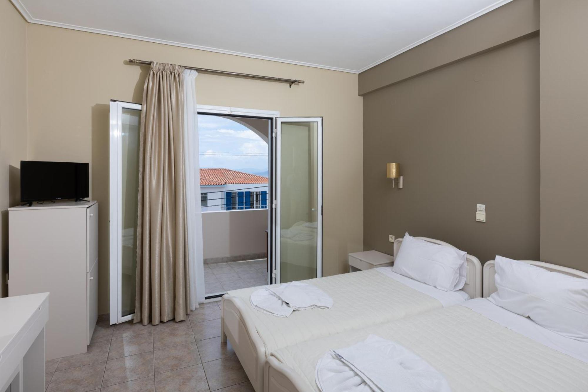 Hotel Venetia Perdika (Aegina)