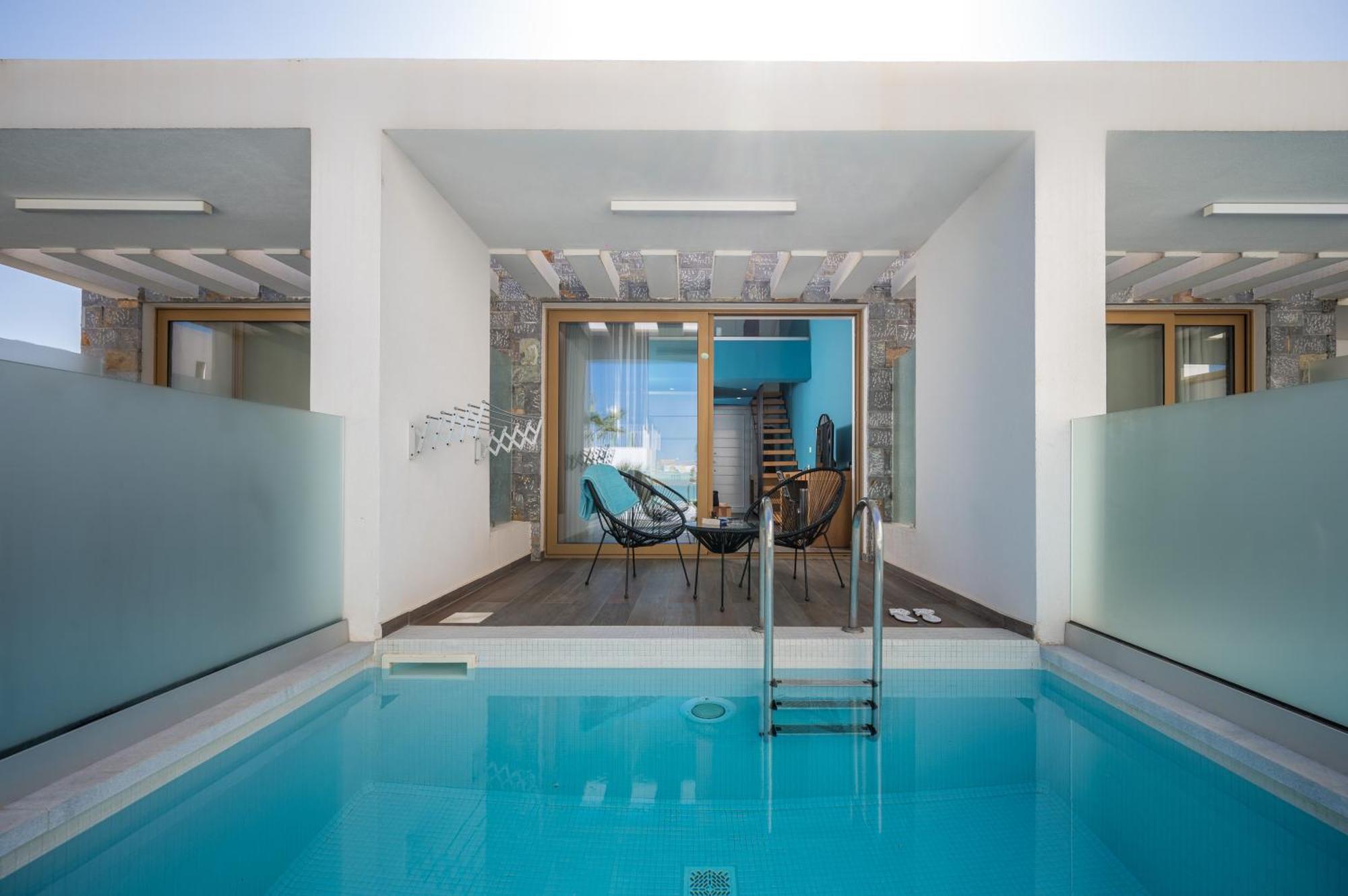 Hotel Meropi &