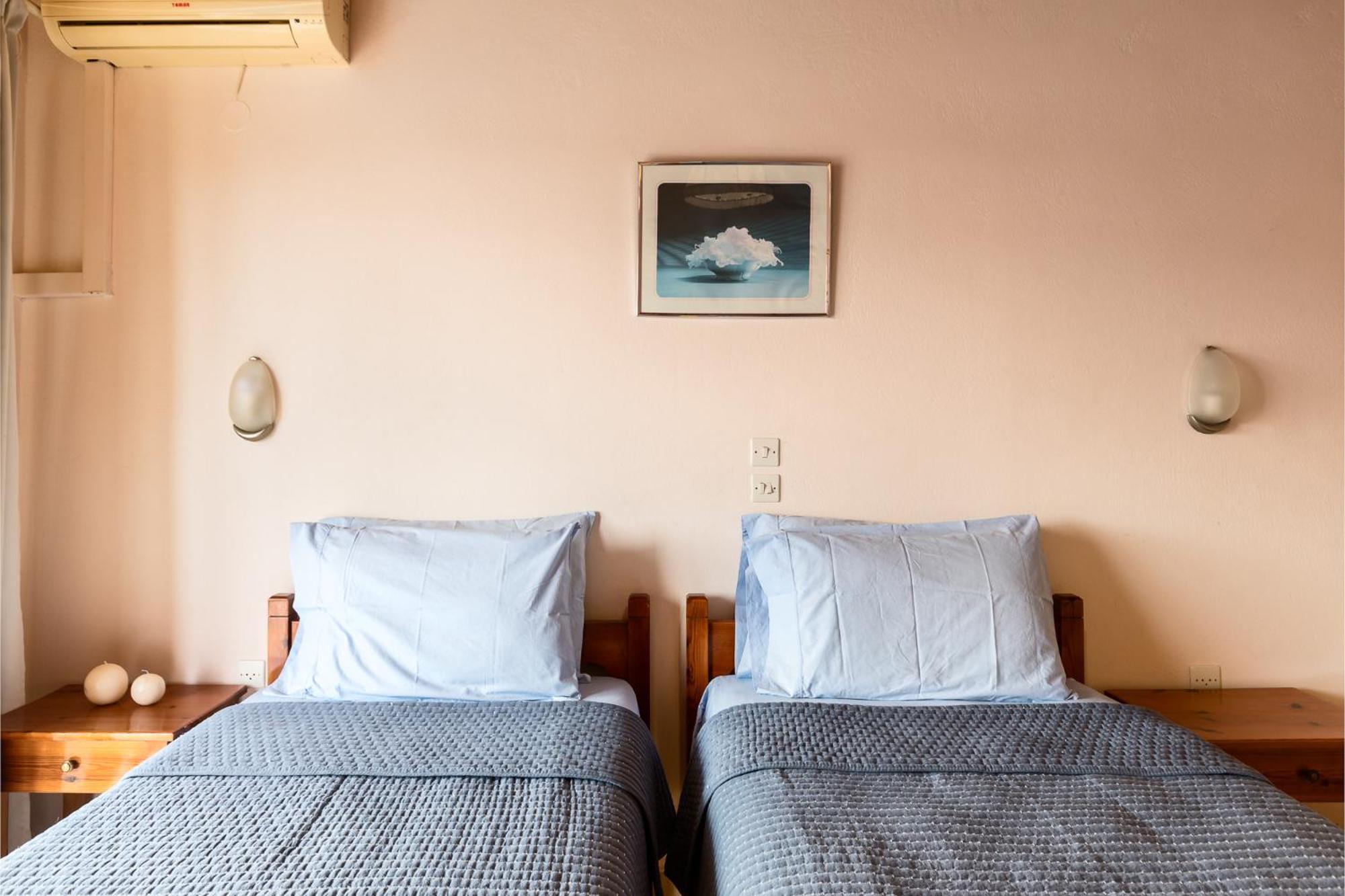 Marietta's By Konnect, Corfu Apartment Gouvia