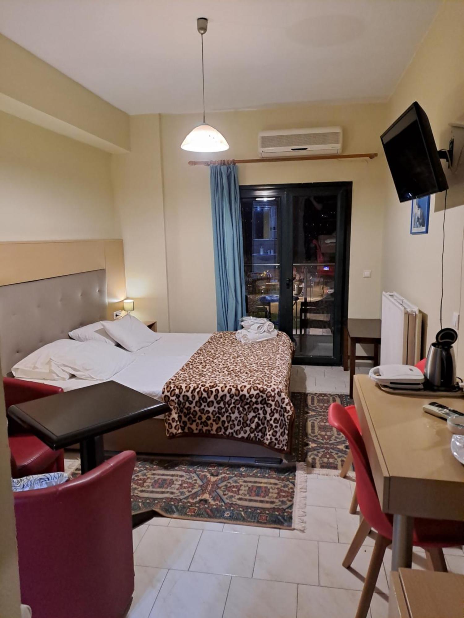 Hotel Parthenon *
