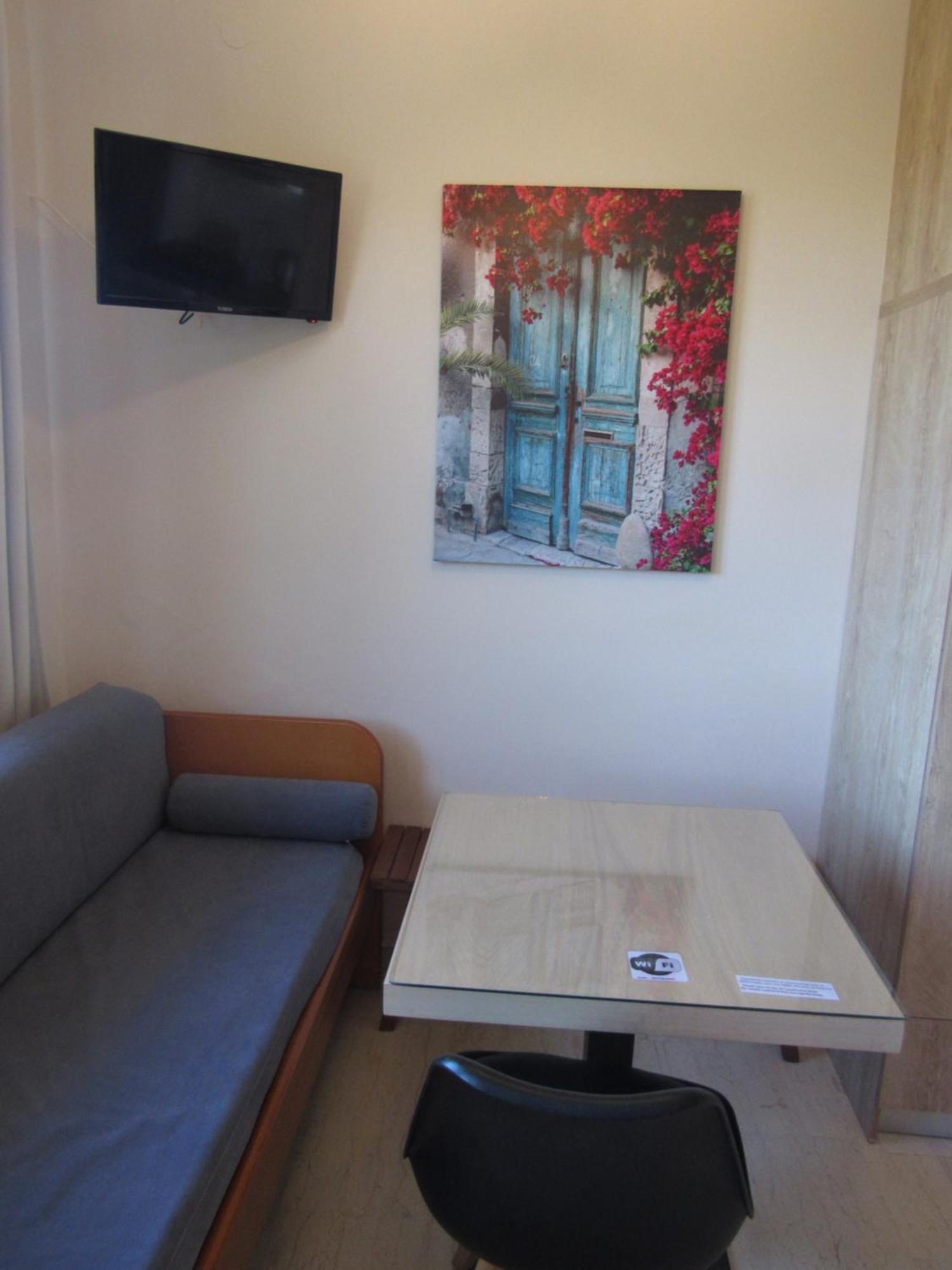 Kallisto Aparthotel 2*