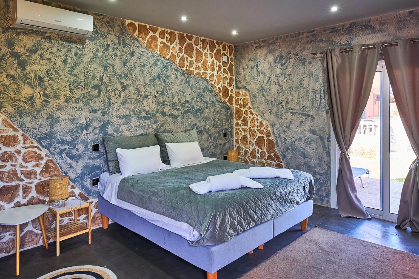 Anna Apartment