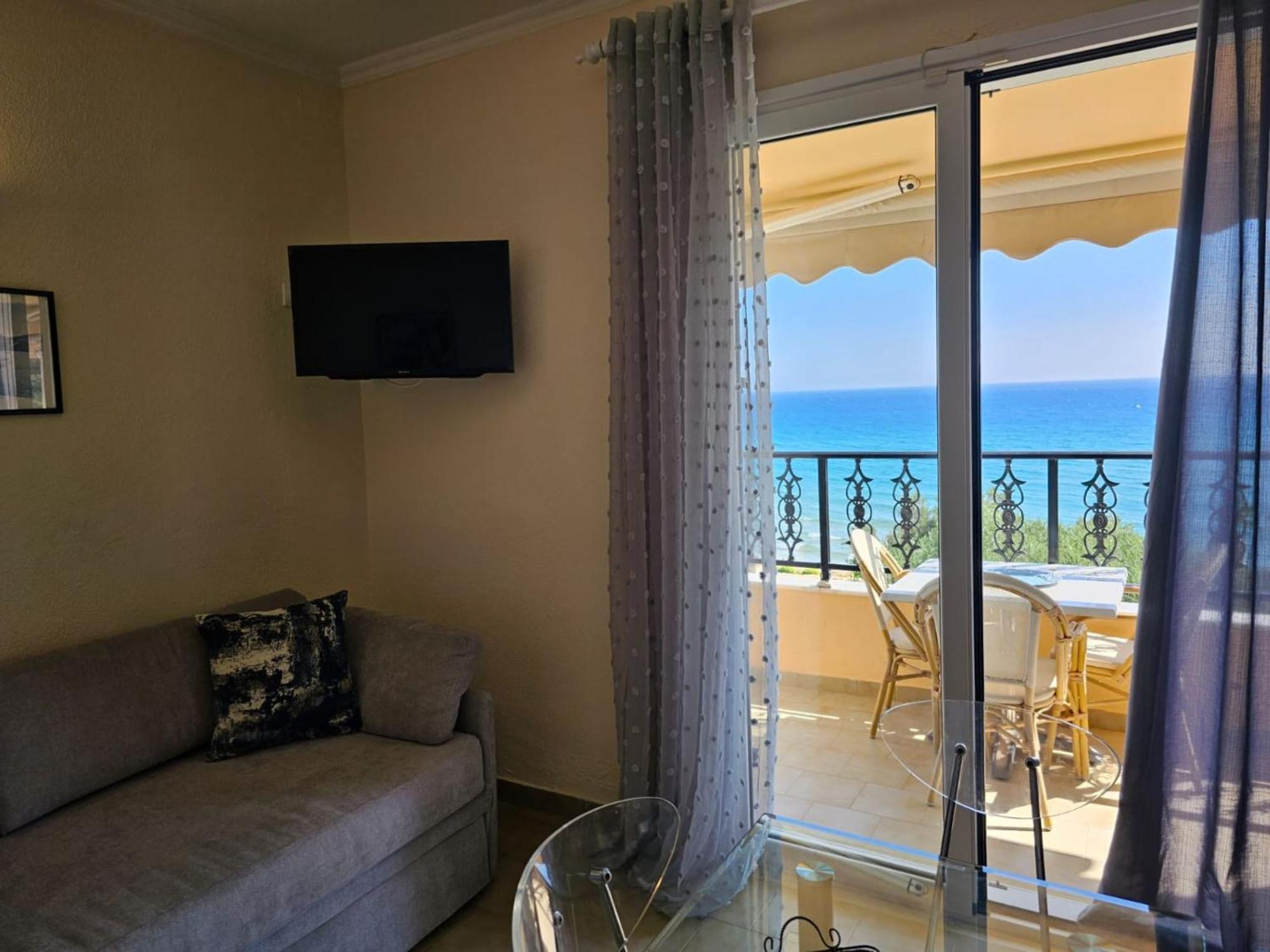 Type Aa5rcocomat Bed Quality Glyfada (Corfu)
