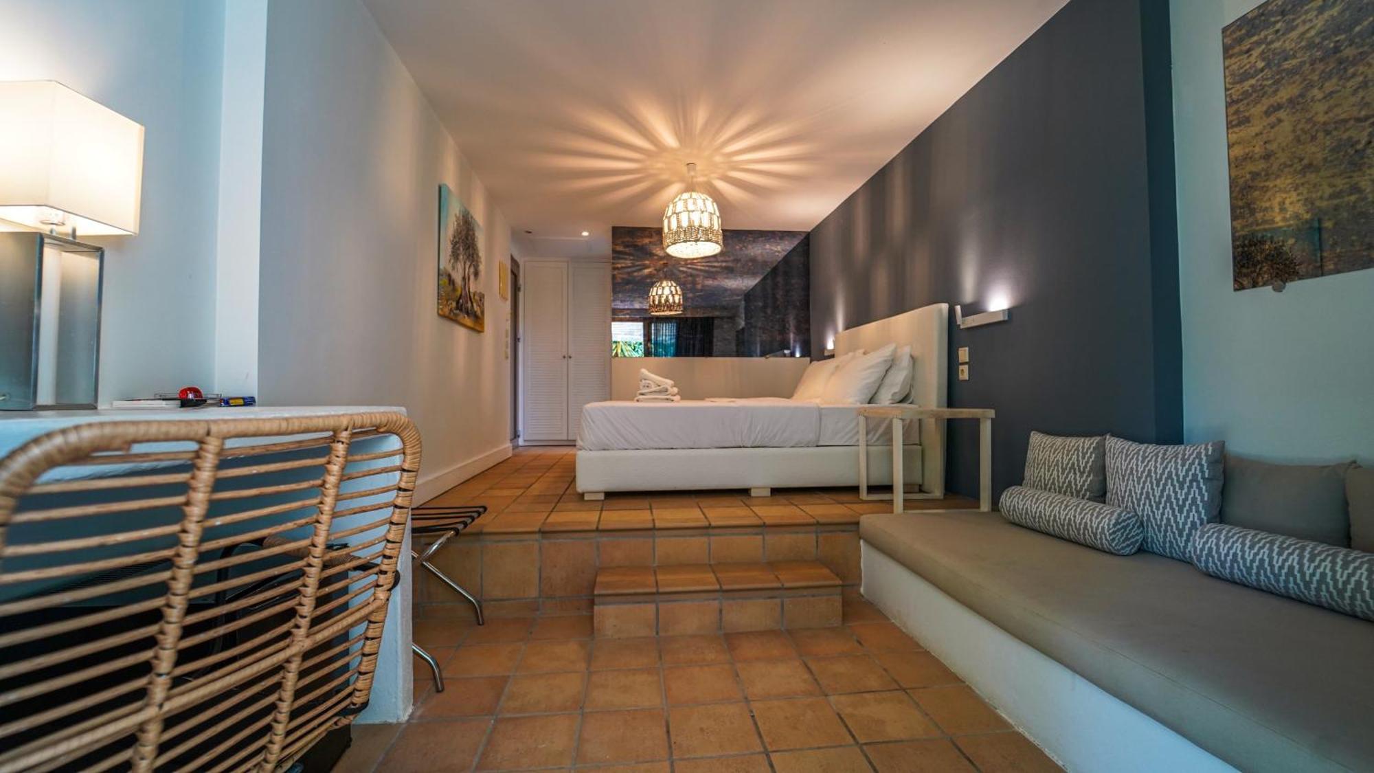 Cape North West Guest house 4*