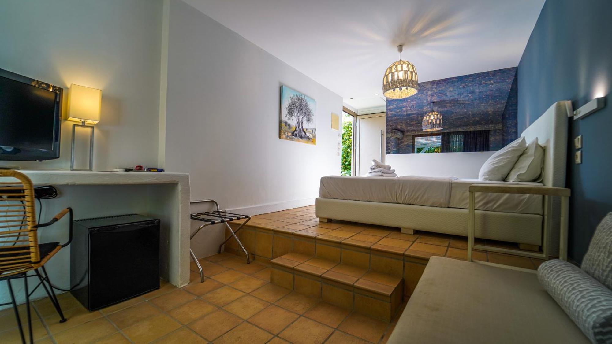 Guest house Cape North West 4*