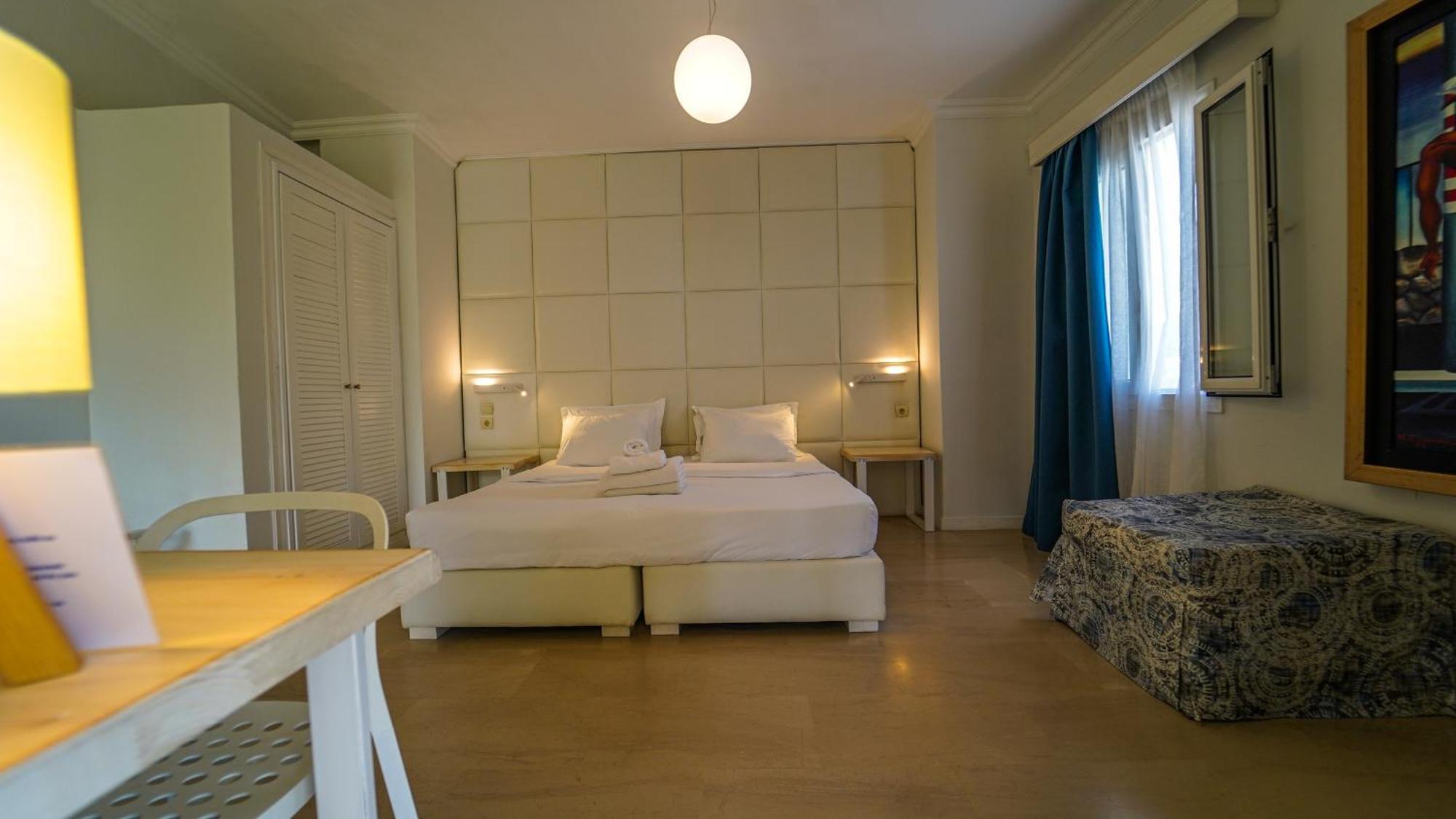 Cape North West 4* Parga